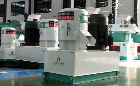 秸稈作顆粒，實現轉化增值